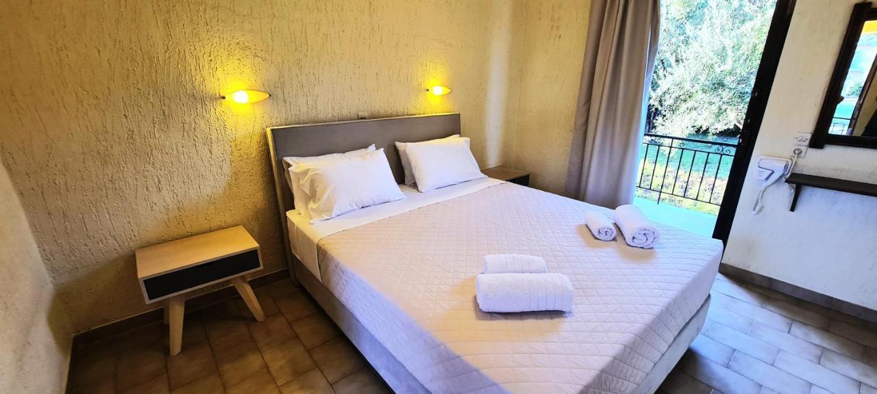 Doras Zante Studios & Apartments Argassi Bagian luar foto
