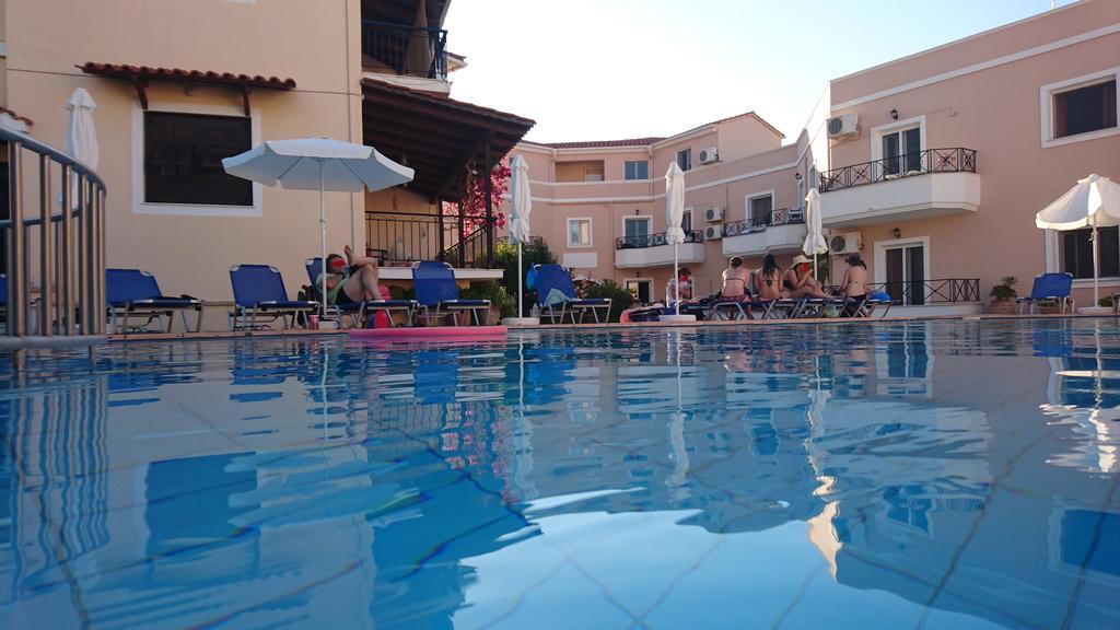 Doras Zante Studios & Apartments Argassi Bagian luar foto
