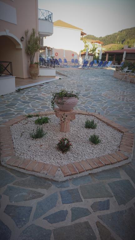 Doras Zante Studios & Apartments Argassi Bagian luar foto